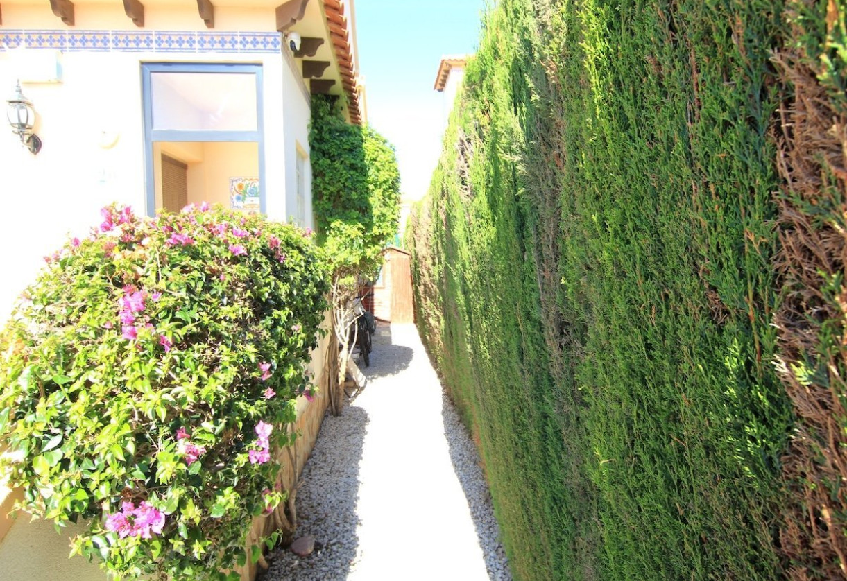 Sale · Villa · Guardamar - El Raso