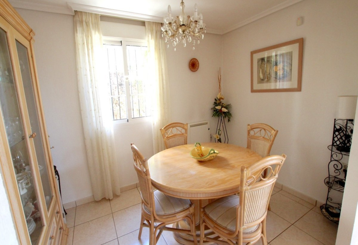 Sale · Villa · Guardamar - El Raso