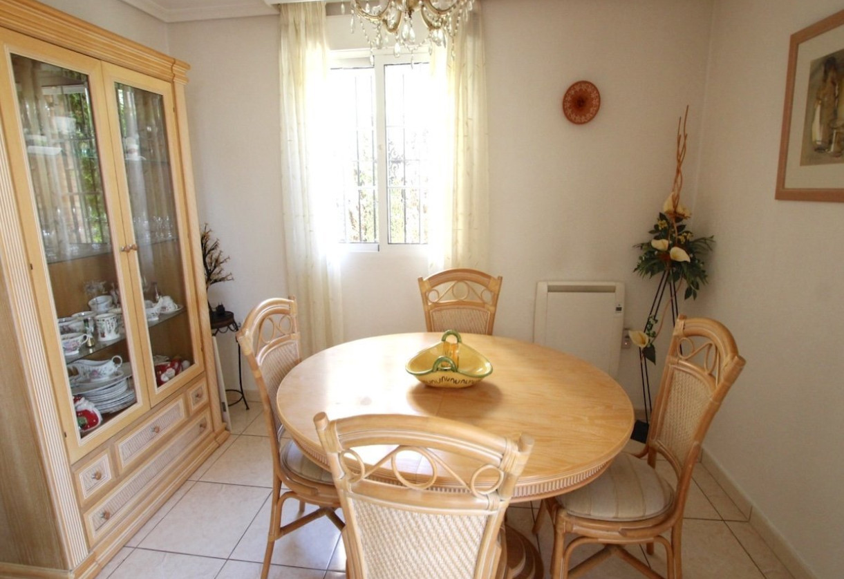 Sale · Villa · Guardamar - El Raso