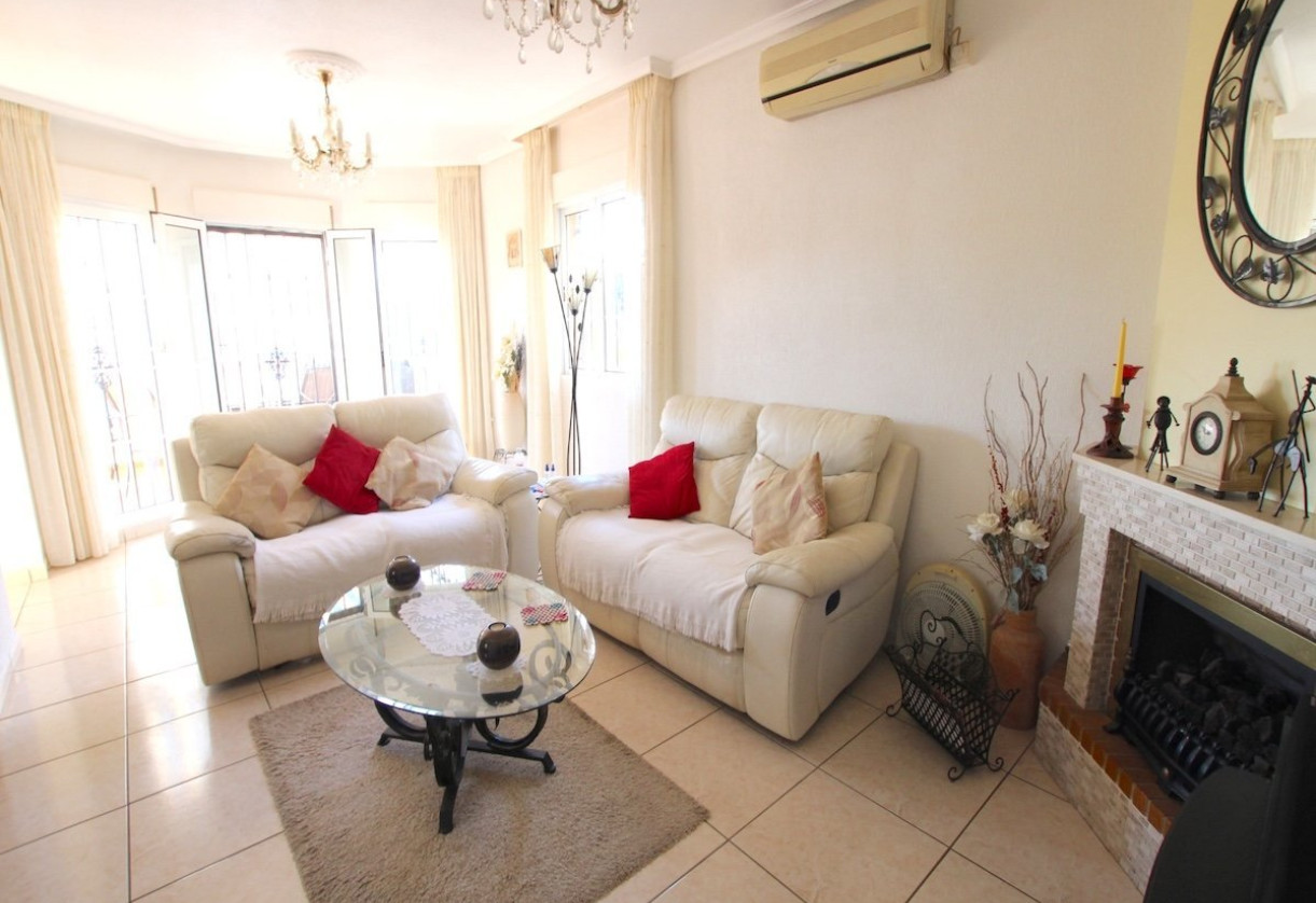 Sale · Villa · Guardamar - El Raso