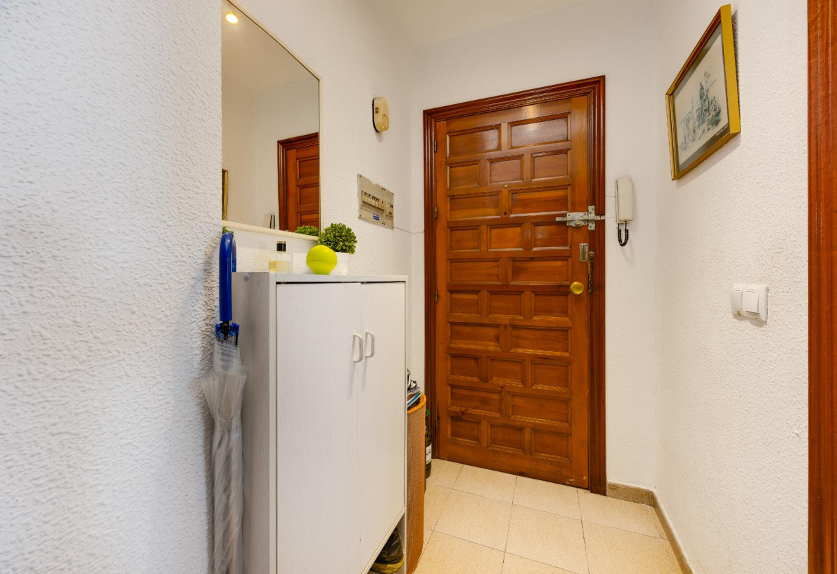 Rynek wtórny · APARTAMENTO · Torrevieja · Playa del Acequión