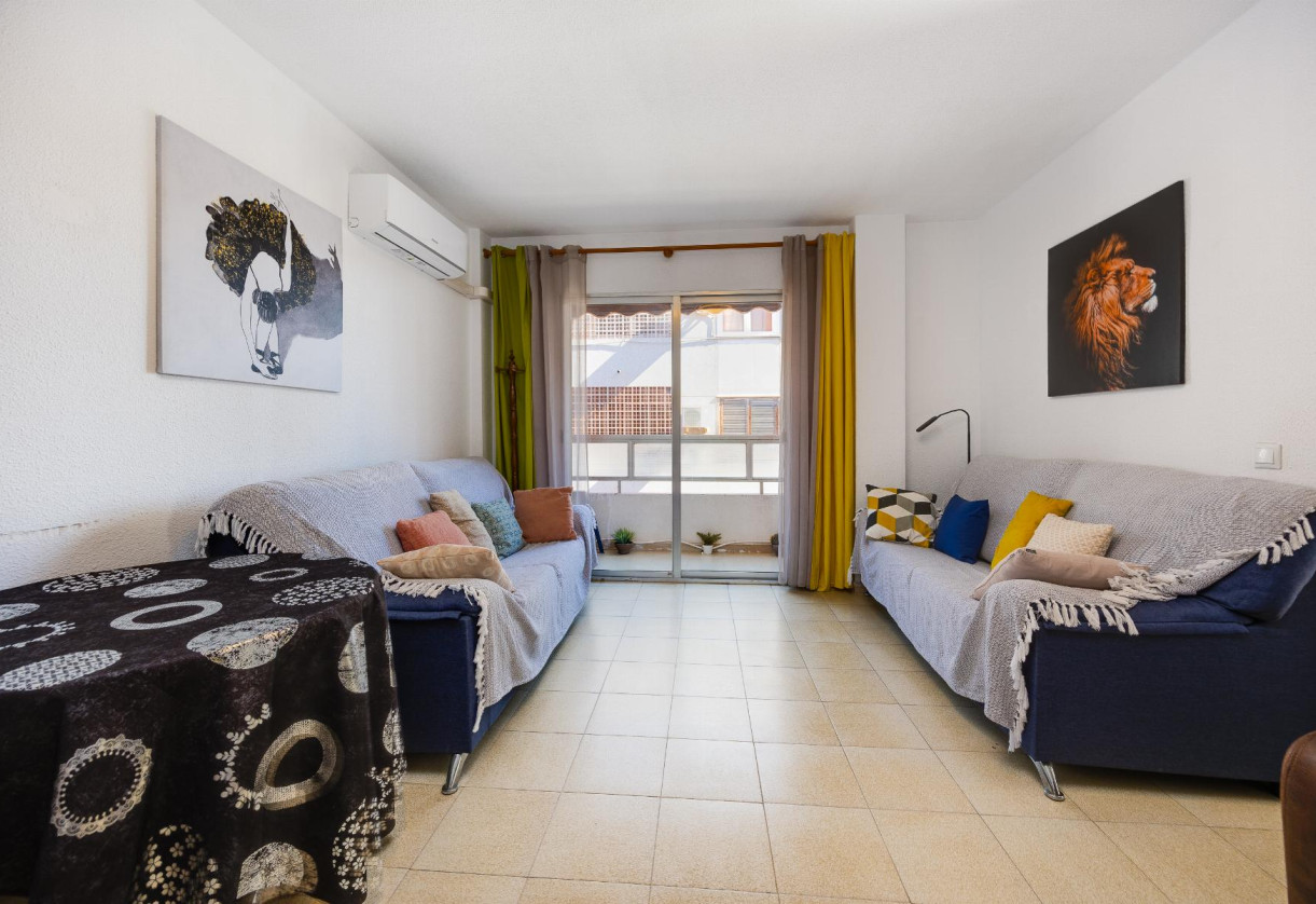 Rynek wtórny · APARTAMENTO · Torrevieja · Playa del Acequión