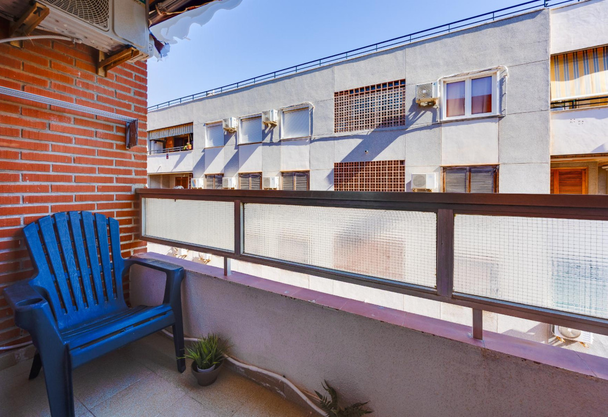 Rynek wtórny · APARTAMENTO · Torrevieja · Playa del Acequión