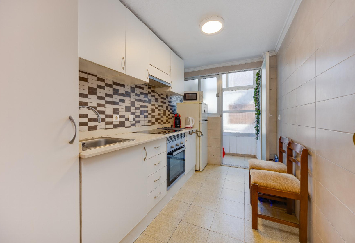 Rynek wtórny · APARTAMENTO · Torrevieja · Playa del Acequión