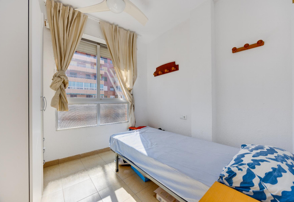 Rynek wtórny · APARTAMENTO · Torrevieja · Playa del Acequión