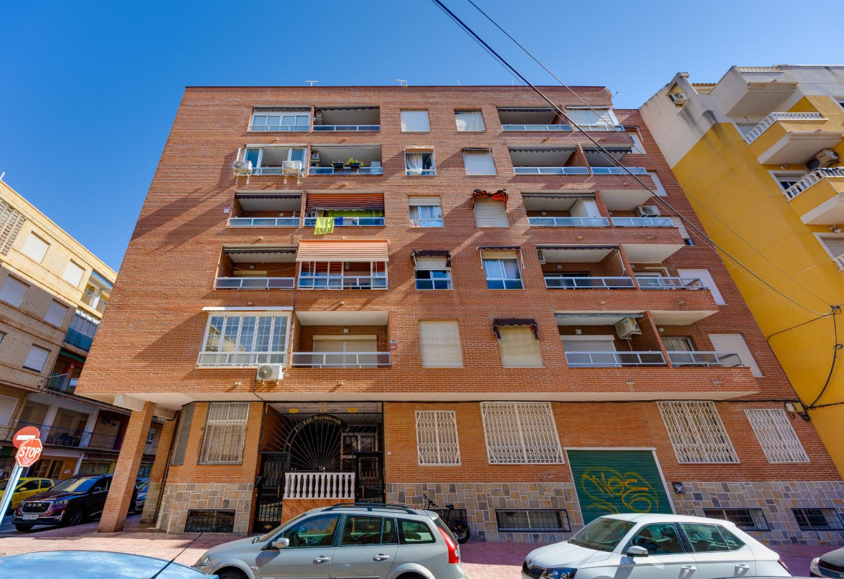 Rynek wtórny · APARTAMENTO · Torrevieja · Playa del Acequión