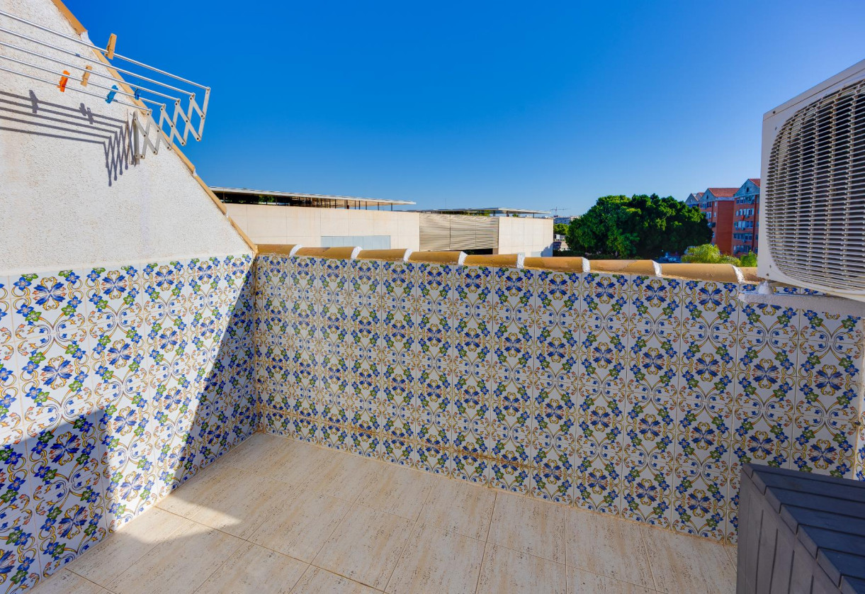 Rynek wtórny · Atico · Torrevieja · Playa del Acequión