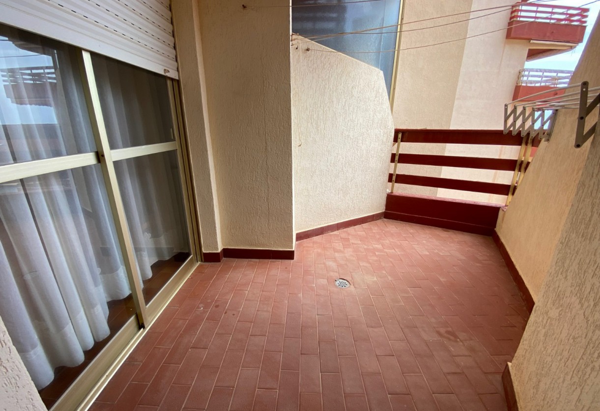 Resale · APARTAMENTO · La Manga