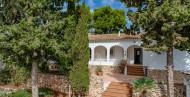 Resale · detached house · Costeres