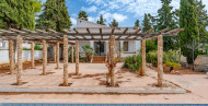 Resale · detached house · Costeres