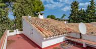 Resale · detached house · Costeres