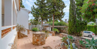 Resale · detached house · Costeres