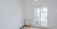 Resale · detached house · Costeres