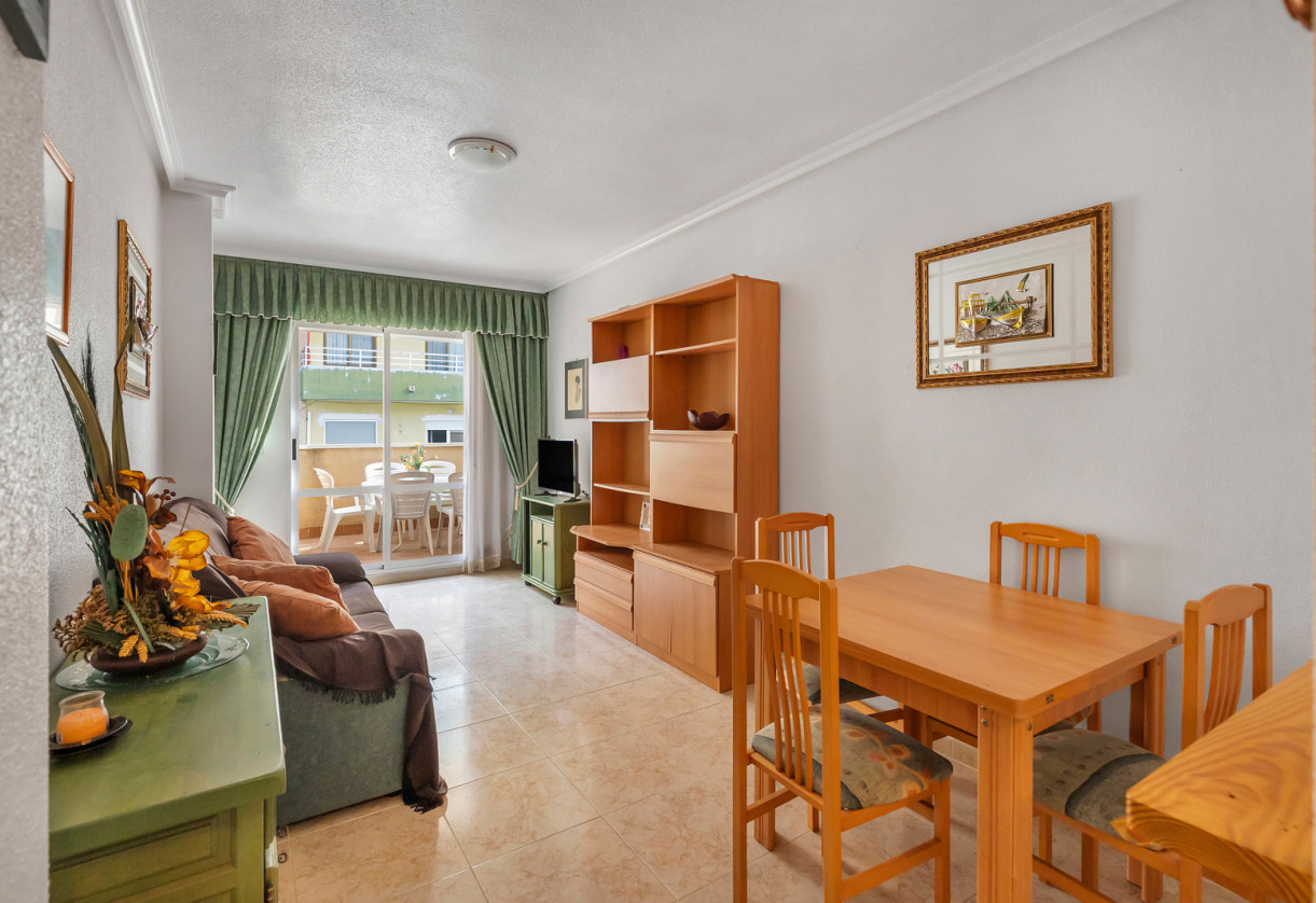 Reventa · Apartment · Torrevieja