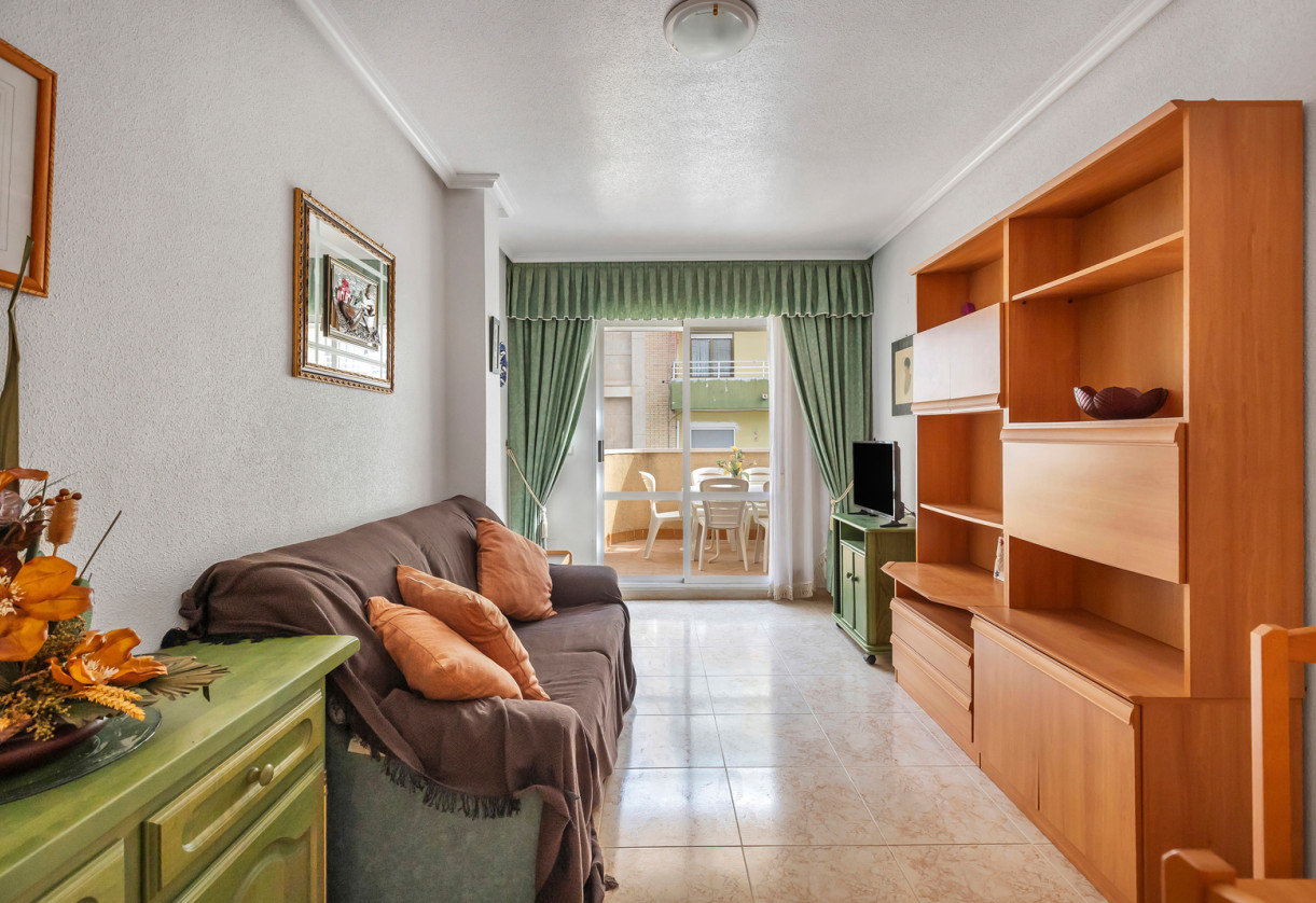 Reventa · Apartment · Torrevieja