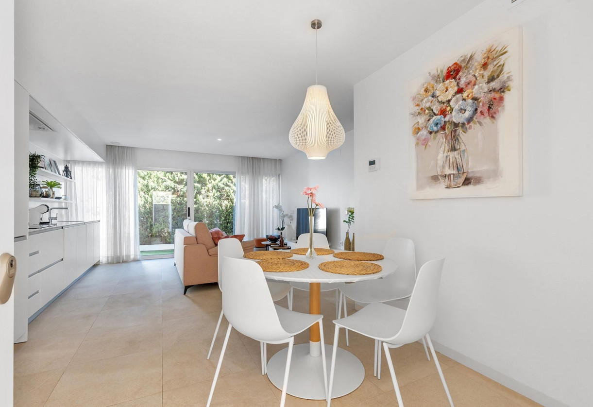 Sale · 1. Apartment / flat · Torrevieja · Los Balcones