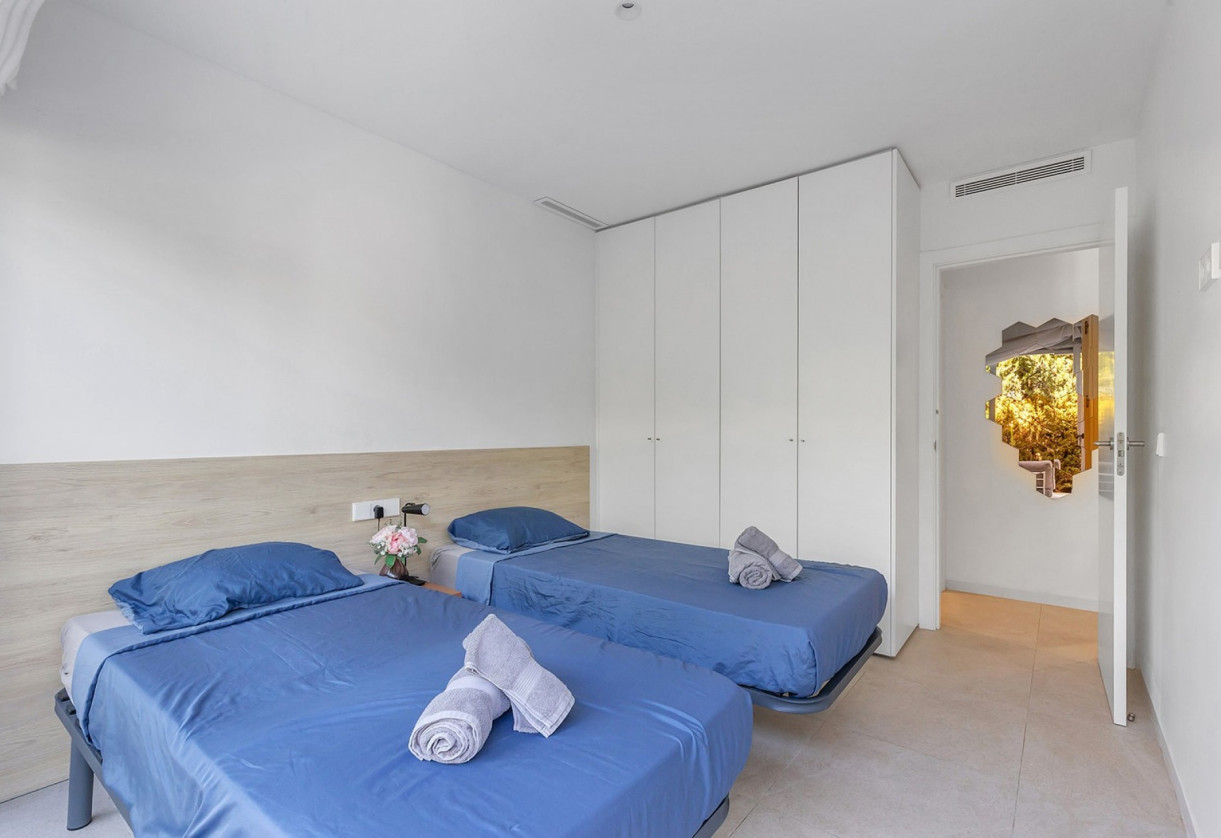 Sale · 1. Apartment / flat · Torrevieja · Los Balcones