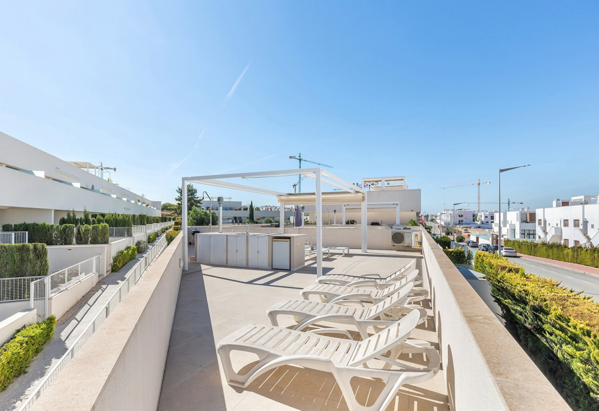 Sale · 1. Apartment / flat · Torrevieja · Los Balcones