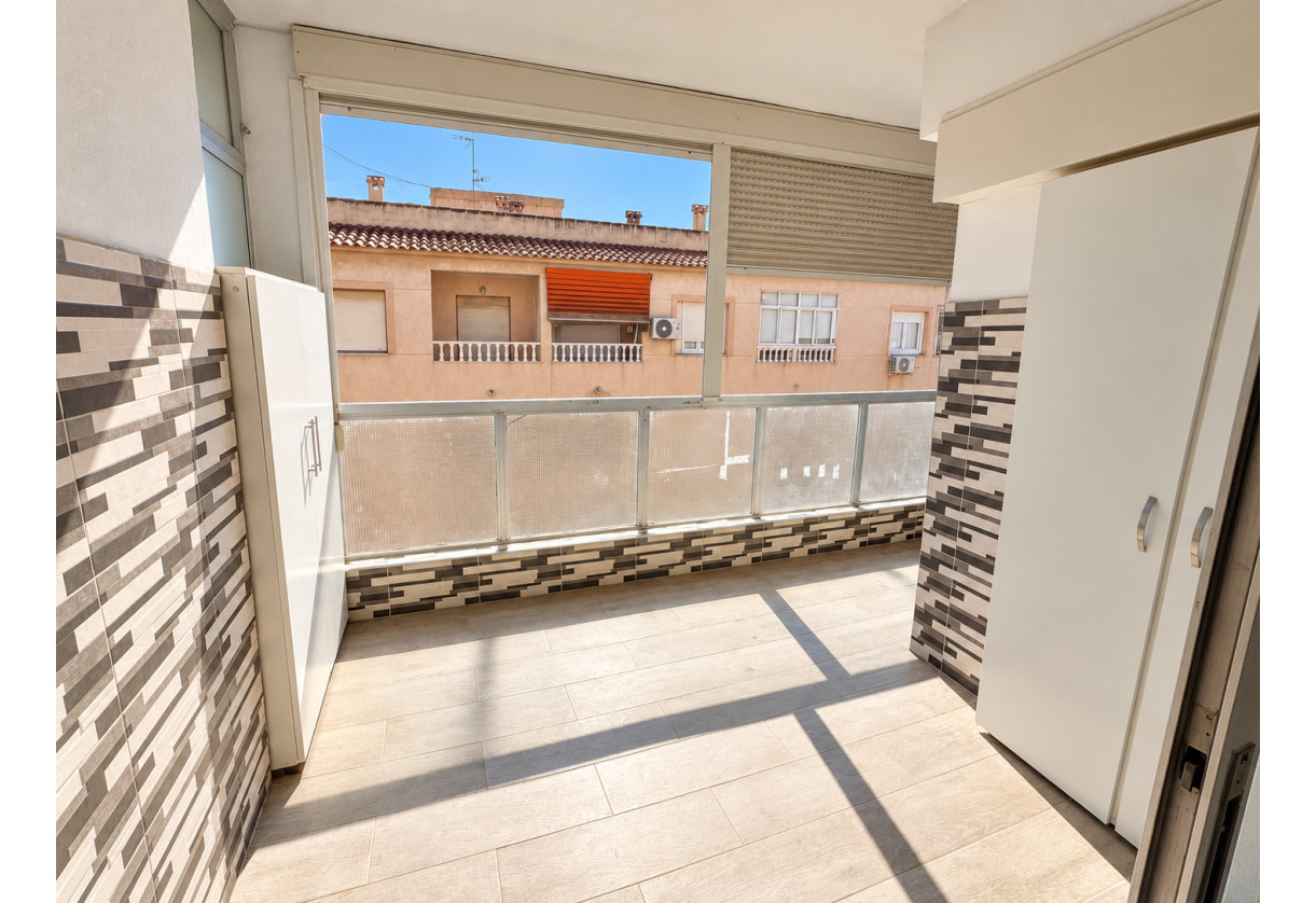 Sale · APARTAMENTO · Torrevieja · playa de los naufragos