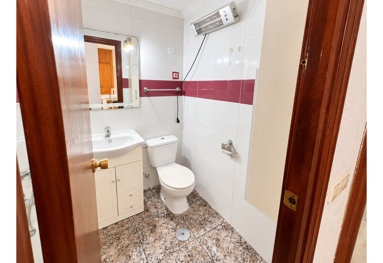 Sale · APARTAMENTO · Torrevieja · playa de los naufragos