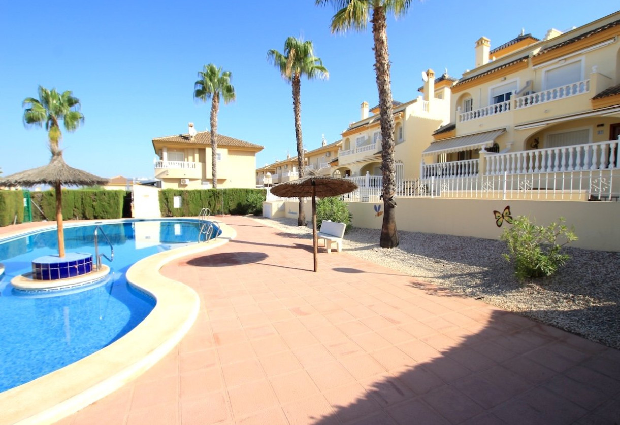 Sale · Villa · Benimar