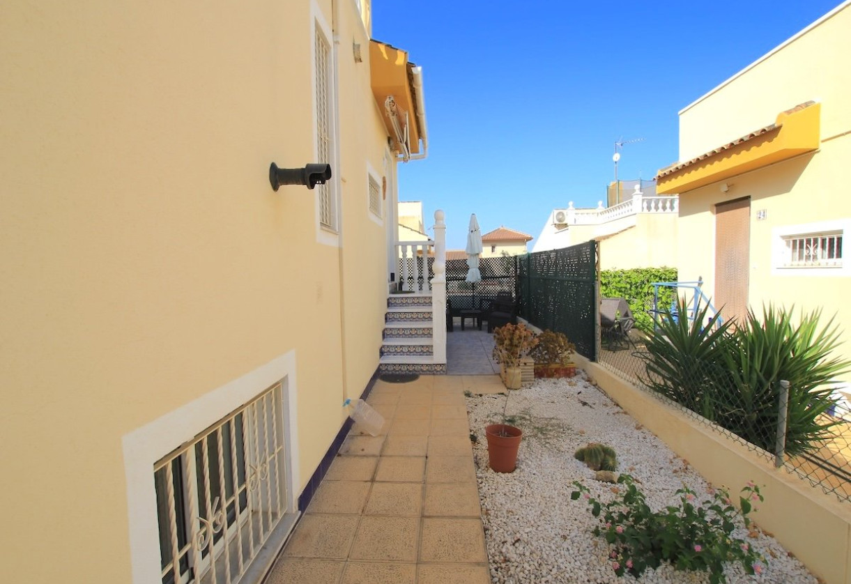 Sale · Villa · Benimar