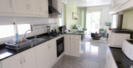 Sale · Villa · Benimar