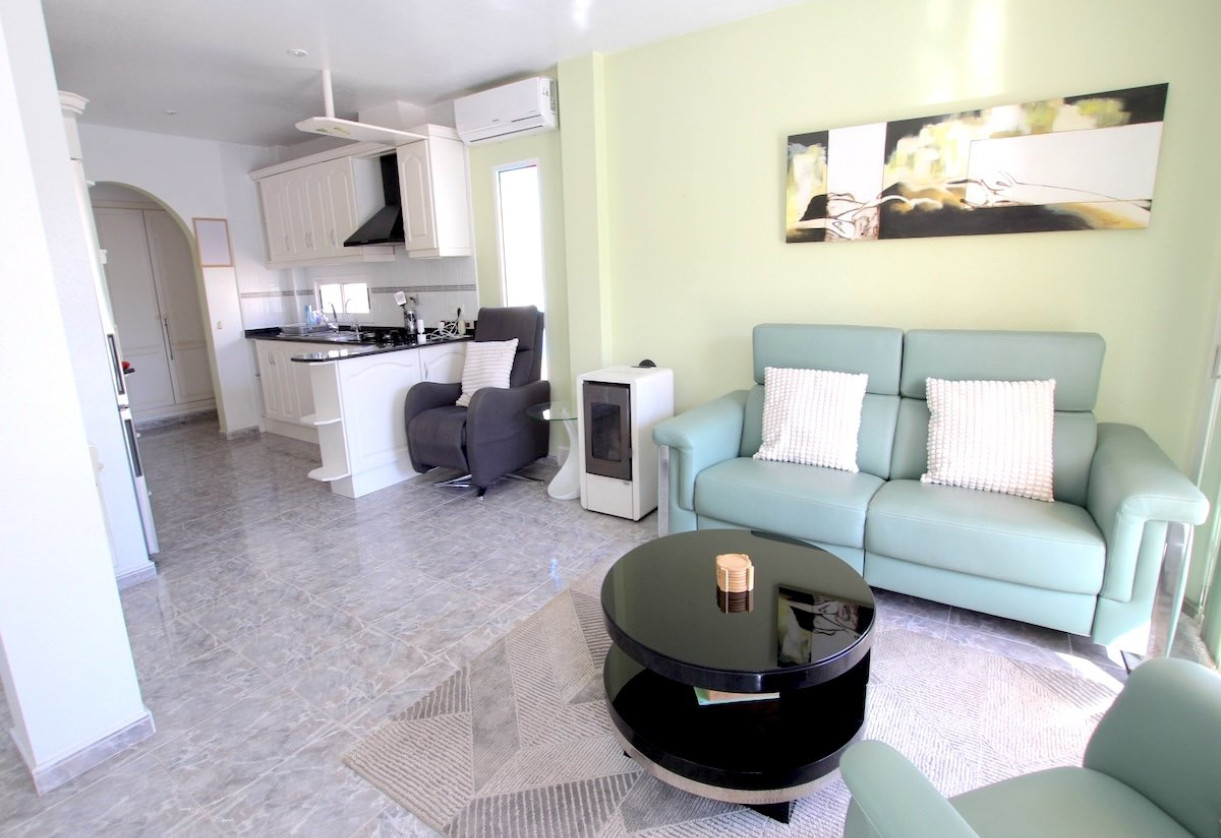 Sale · Villa · Benimar