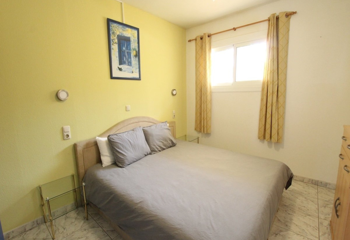 Sale · Villa · Benimar