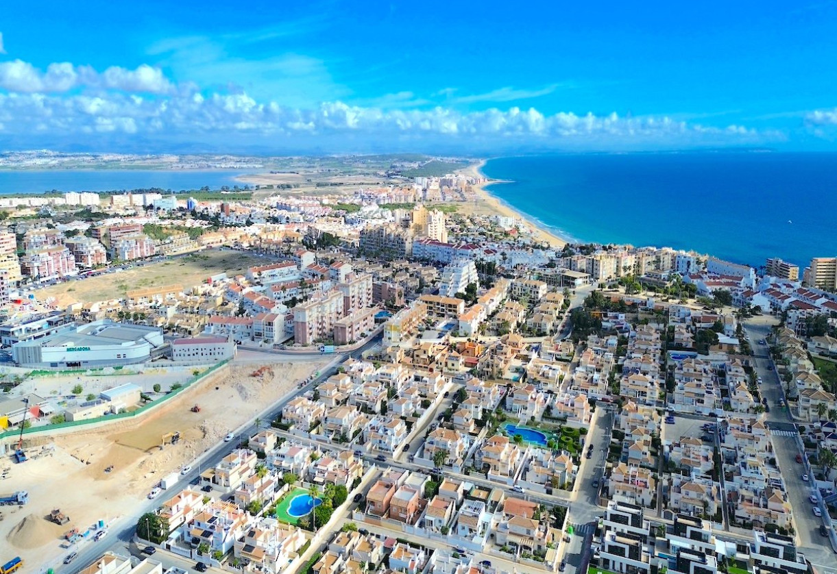 Sale · Apartment · La Mata
