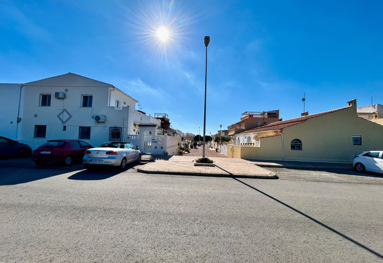 Sale · Townhouse · Torrevieja · LA SIESTA