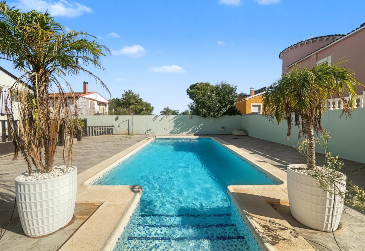 Sale · Villa · Pilar de la Horadada · Pinar de Campoverde