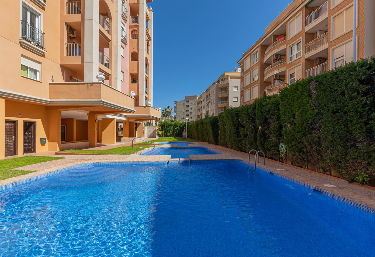 Sale · 1. Apartment / flat · Torrevieja · Playa de los Locos