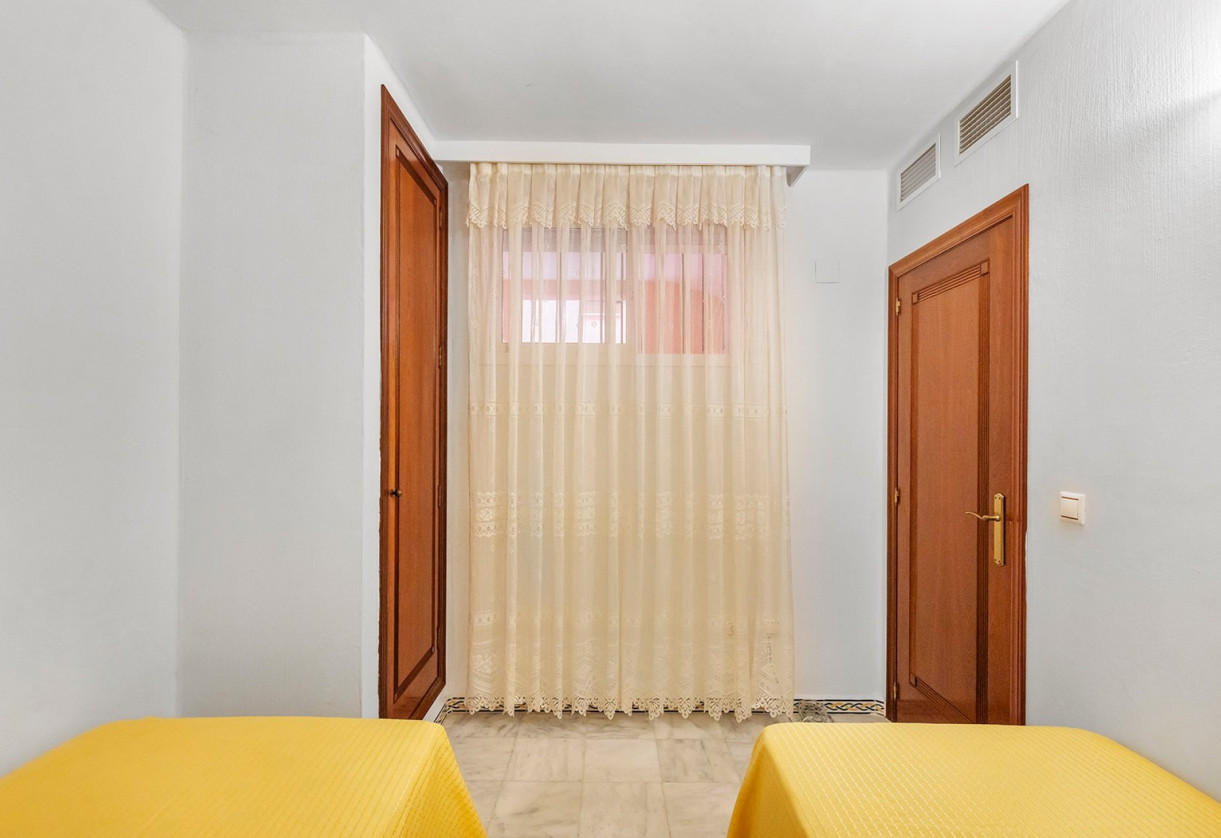Sale · 1. Apartment / flat · Torrevieja · Playa de los Locos