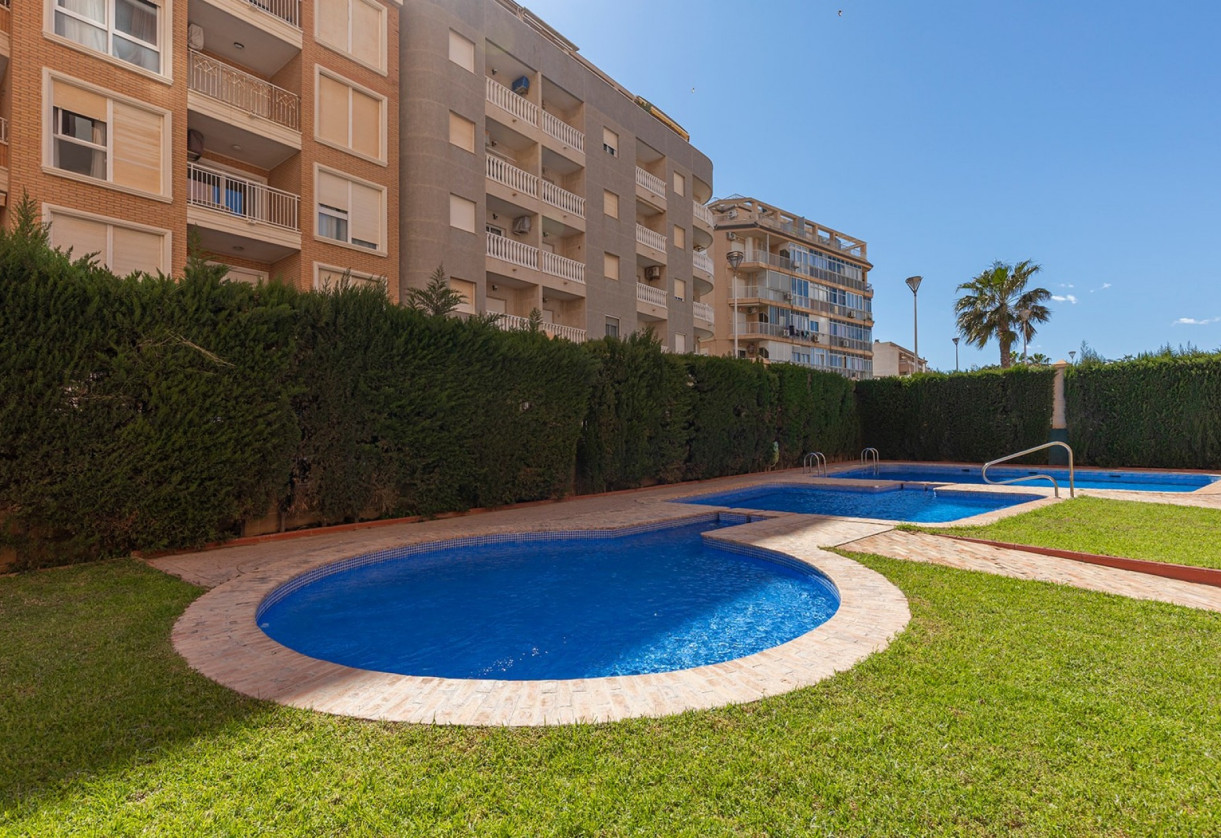 Sale · 1. Apartment / flat · Torrevieja · Playa de los Locos