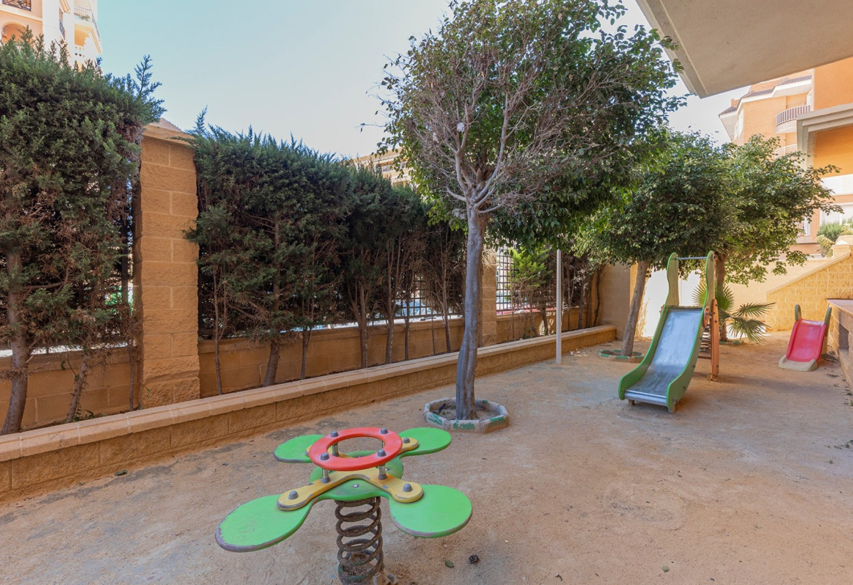 Sale · 1. Apartment / flat · Torrevieja · Playa de los Locos
