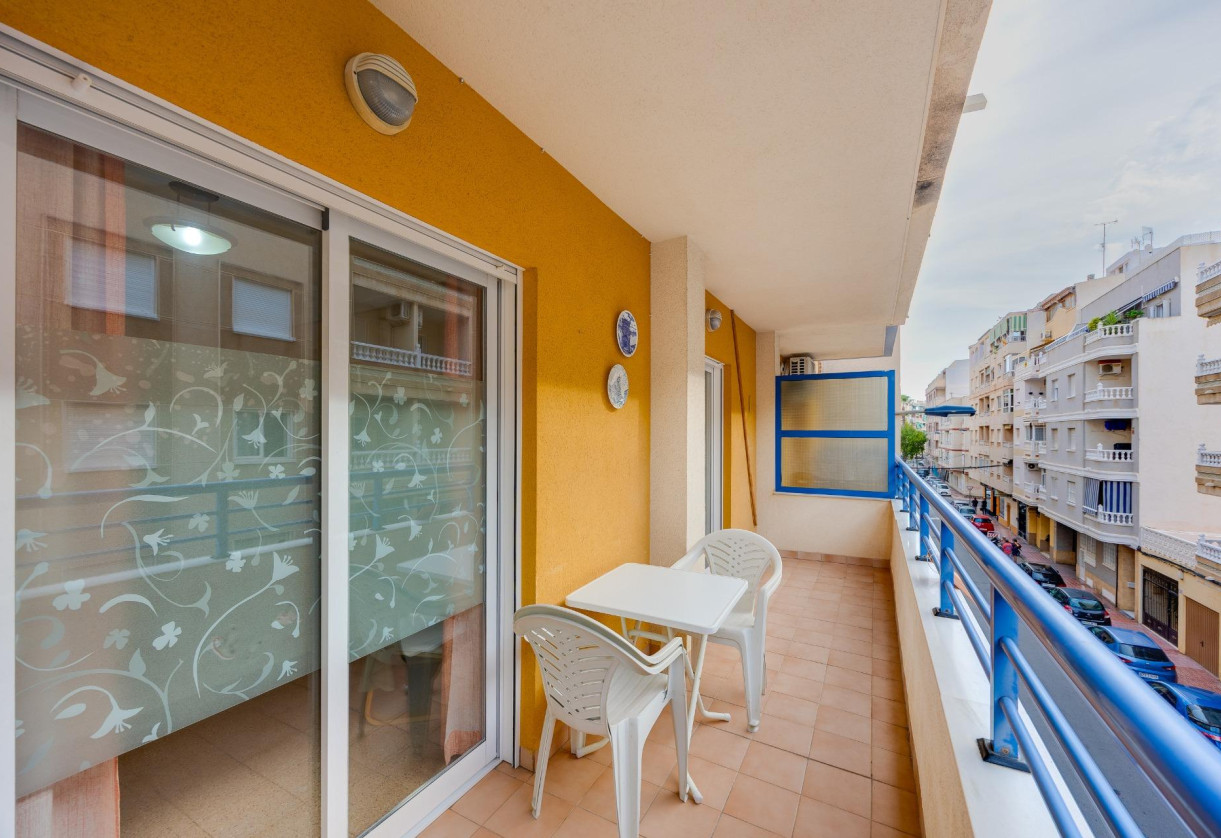 Reventa · Apartment · Torrevieja · Playa del cura