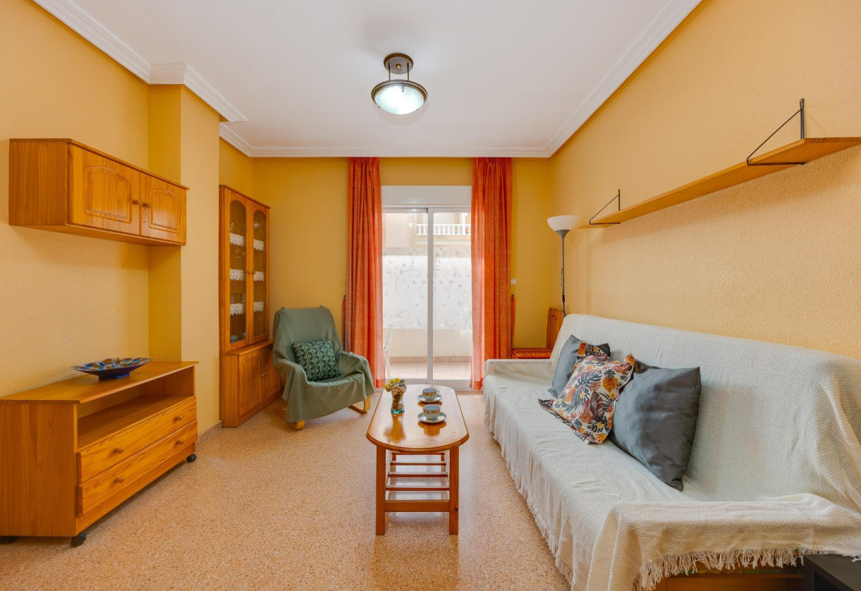 Reventa · Apartment · Torrevieja · Playa del cura