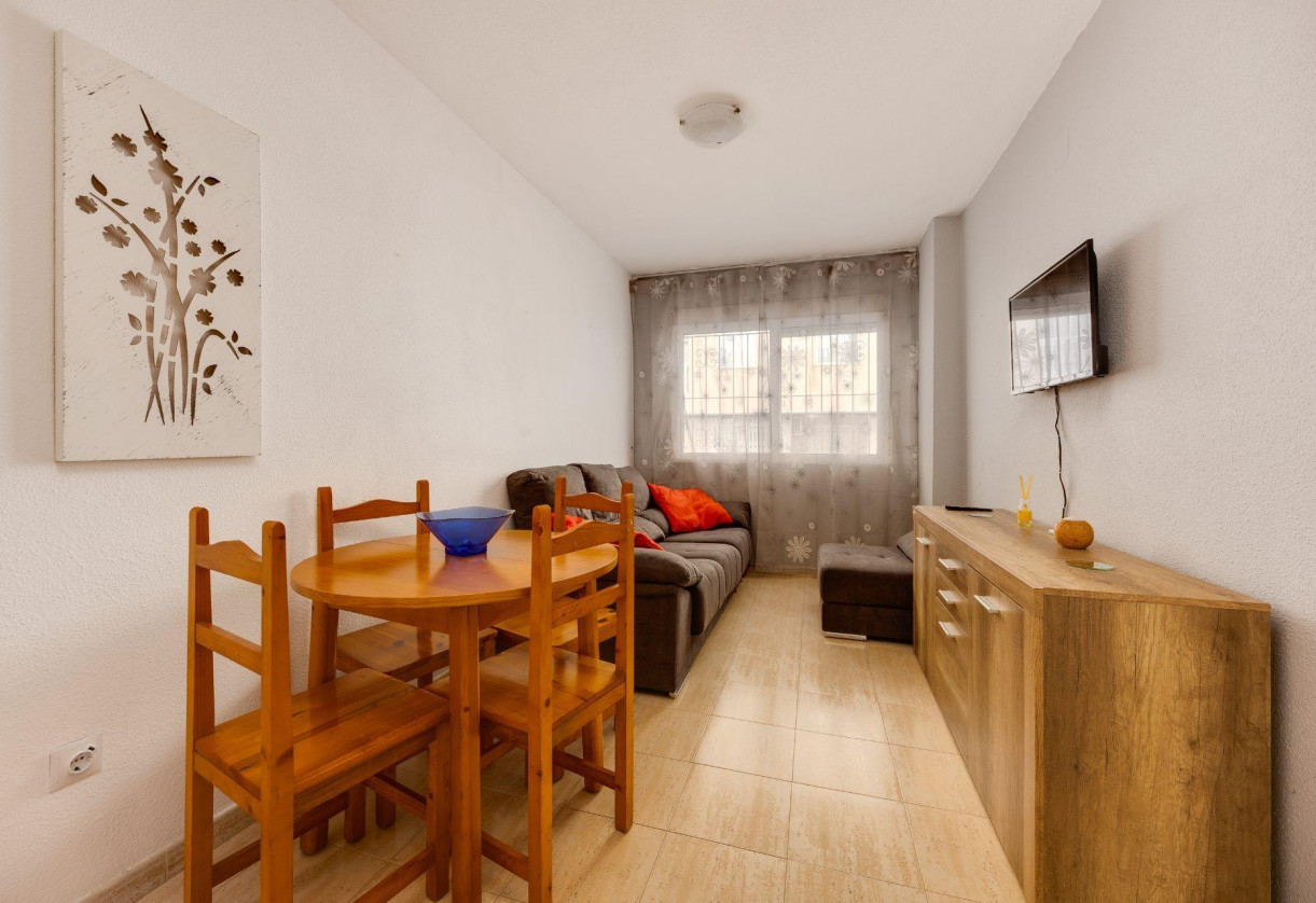 Rynek wtórny · Apartment · Torrevieja · Estacion de autobuses