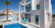 Nueva construcción  · Villas · Cabo Roig