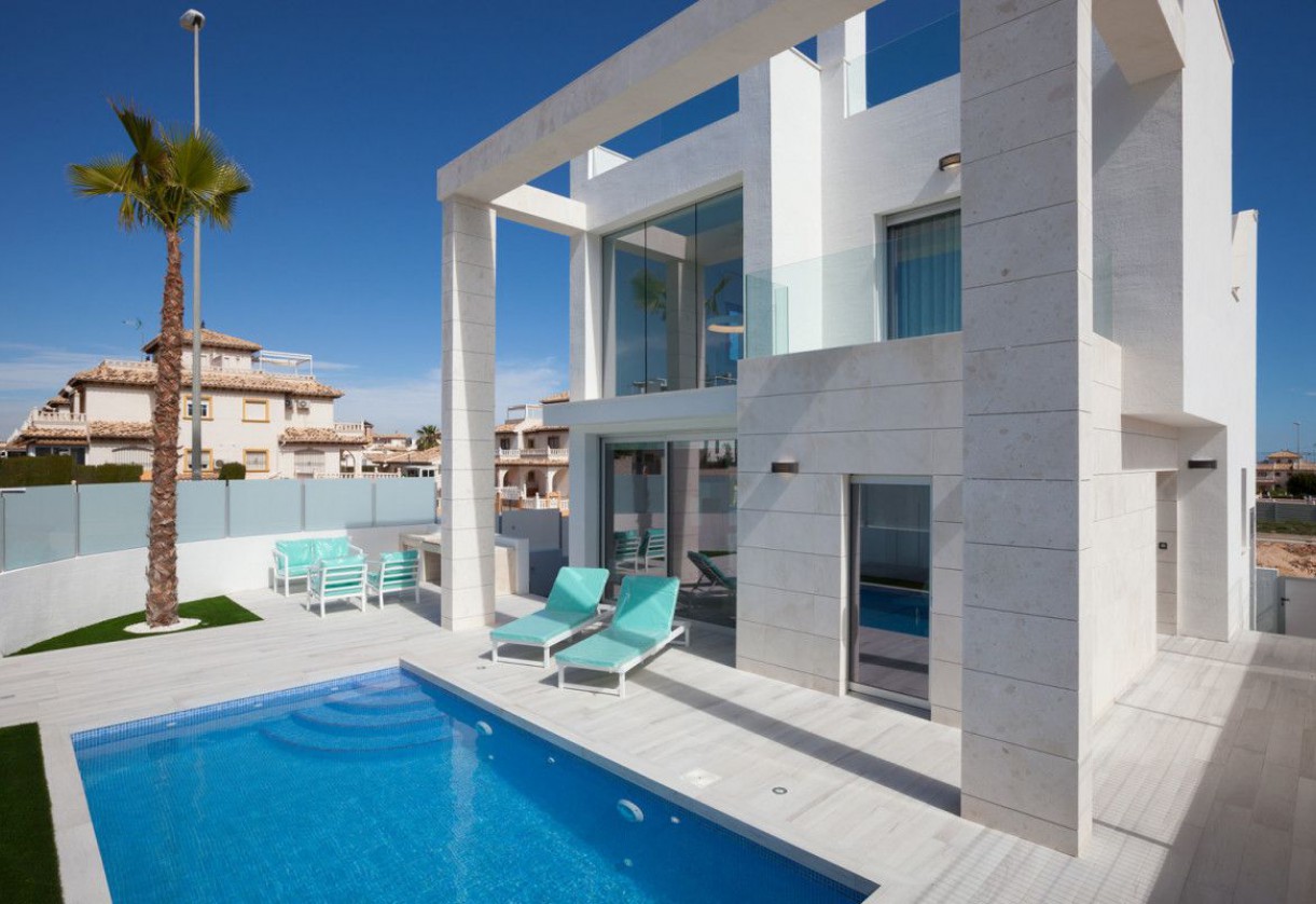 Rynek pierwotny · Villas · Cabo Roig