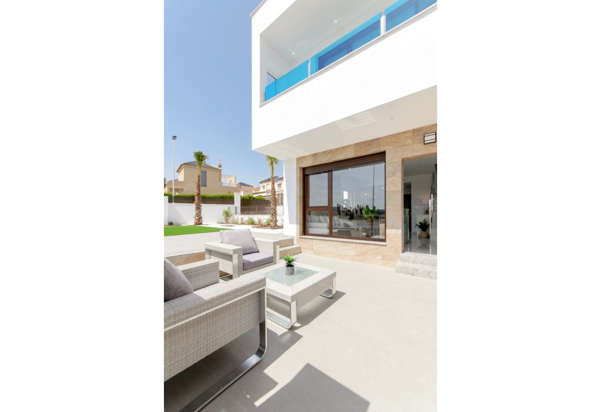 Nueva construcción  · Townhouse · Torrevieja · Los balcones