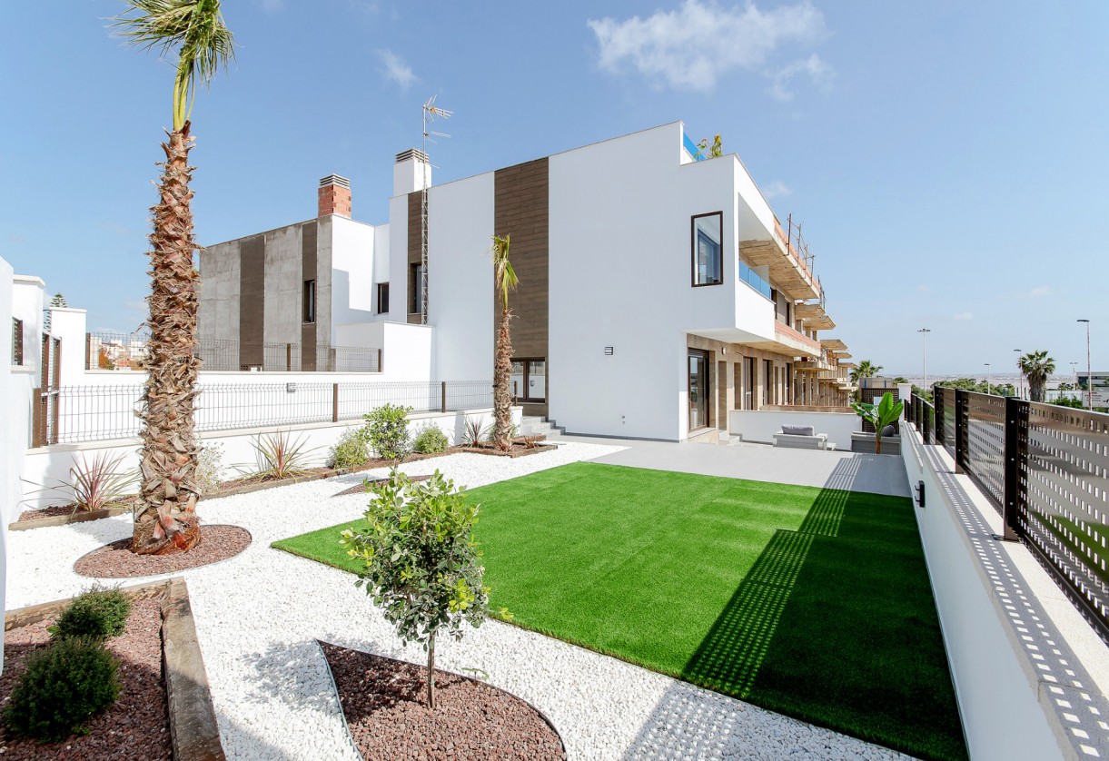 New Build · Townhouse · Torrevieja · Los balcones