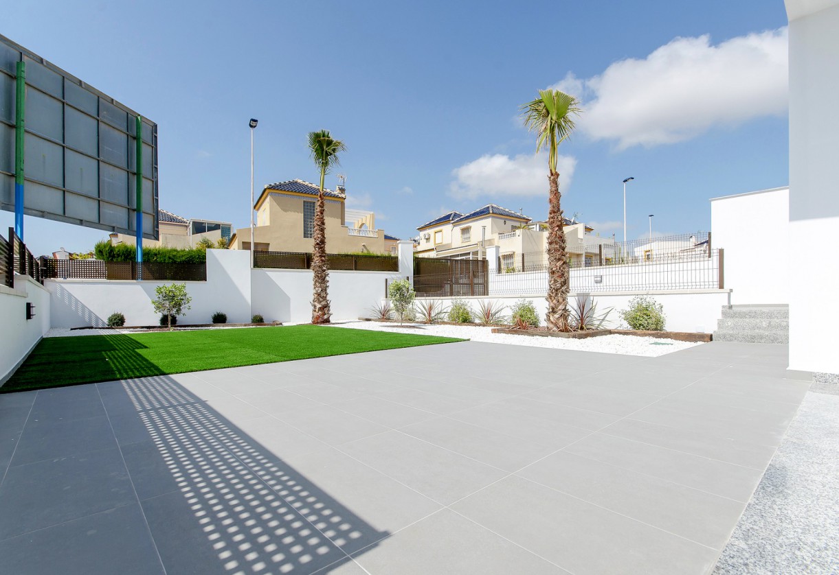 Nueva construcción  · Townhouse · Torrevieja · Los balcones