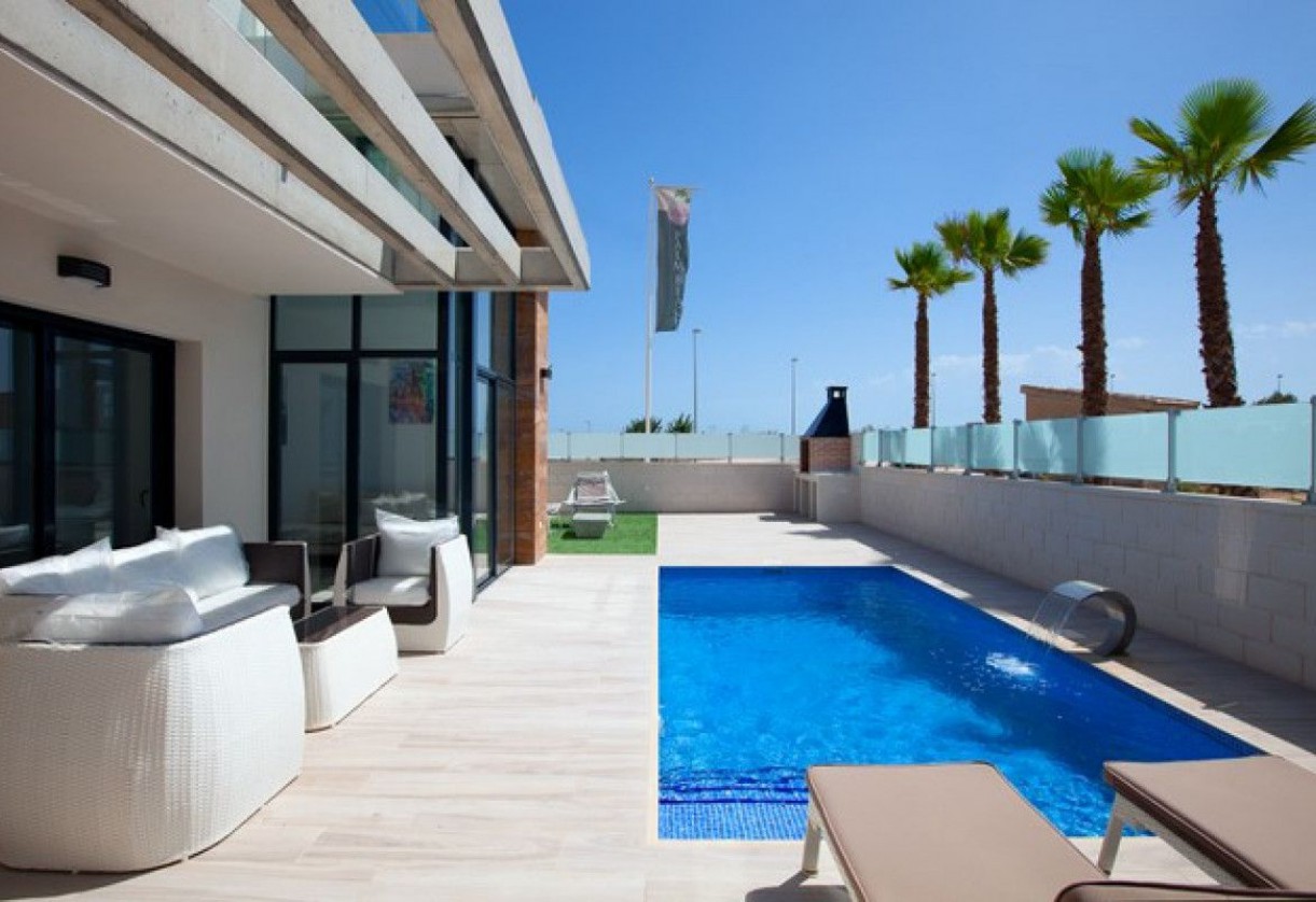 Rynek pierwotny · Villas · Cabo Roig