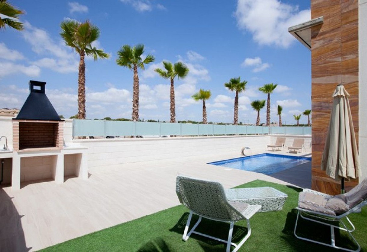 Rynek pierwotny · Villas · Cabo Roig