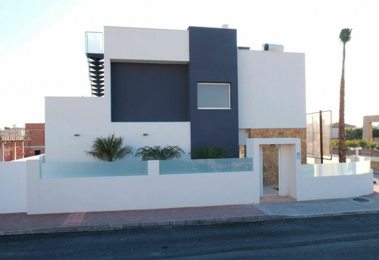 Rynek pierwotny · Villas · Torrevieja