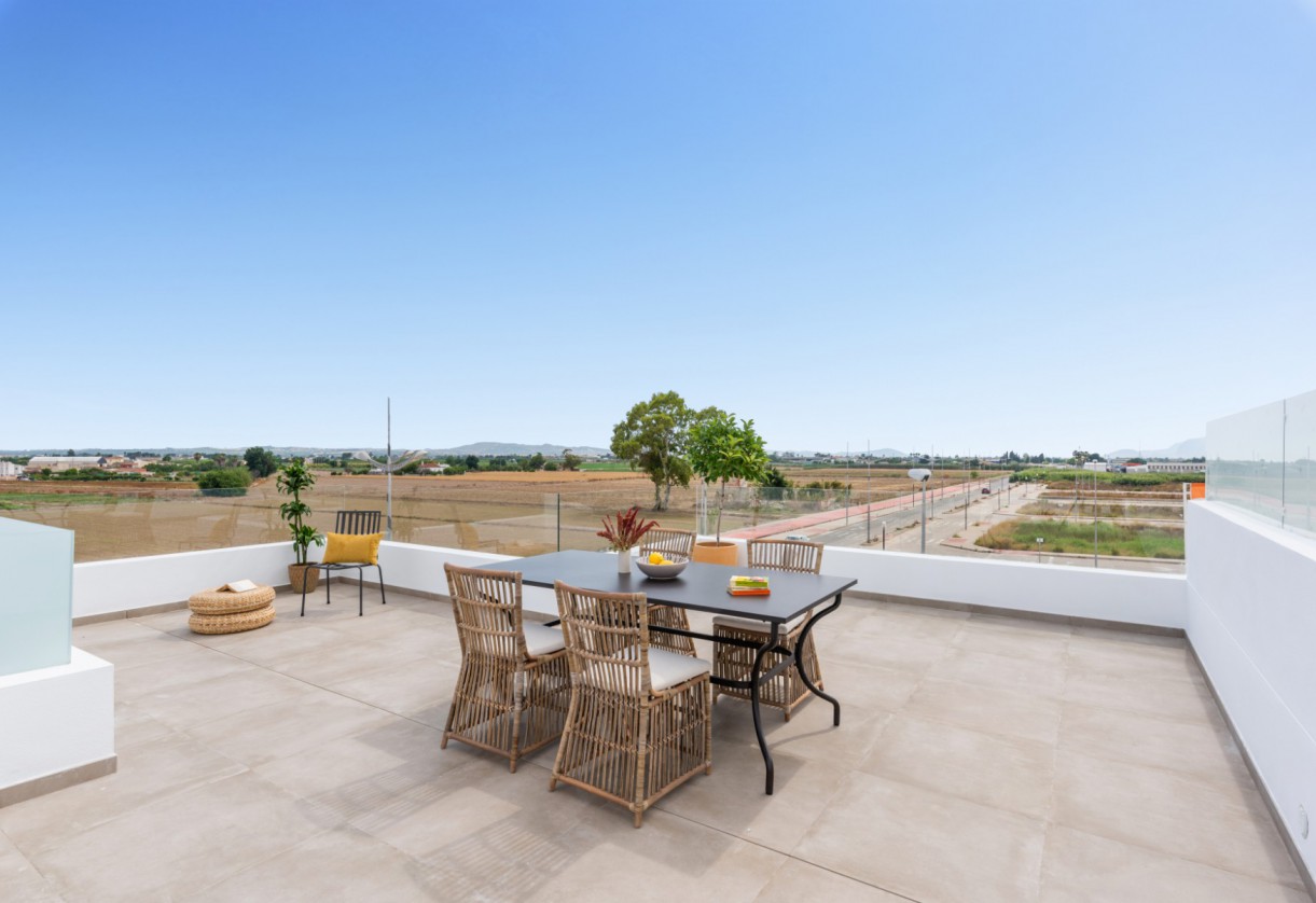 Rynek pierwotny · Villa · Dolores Town