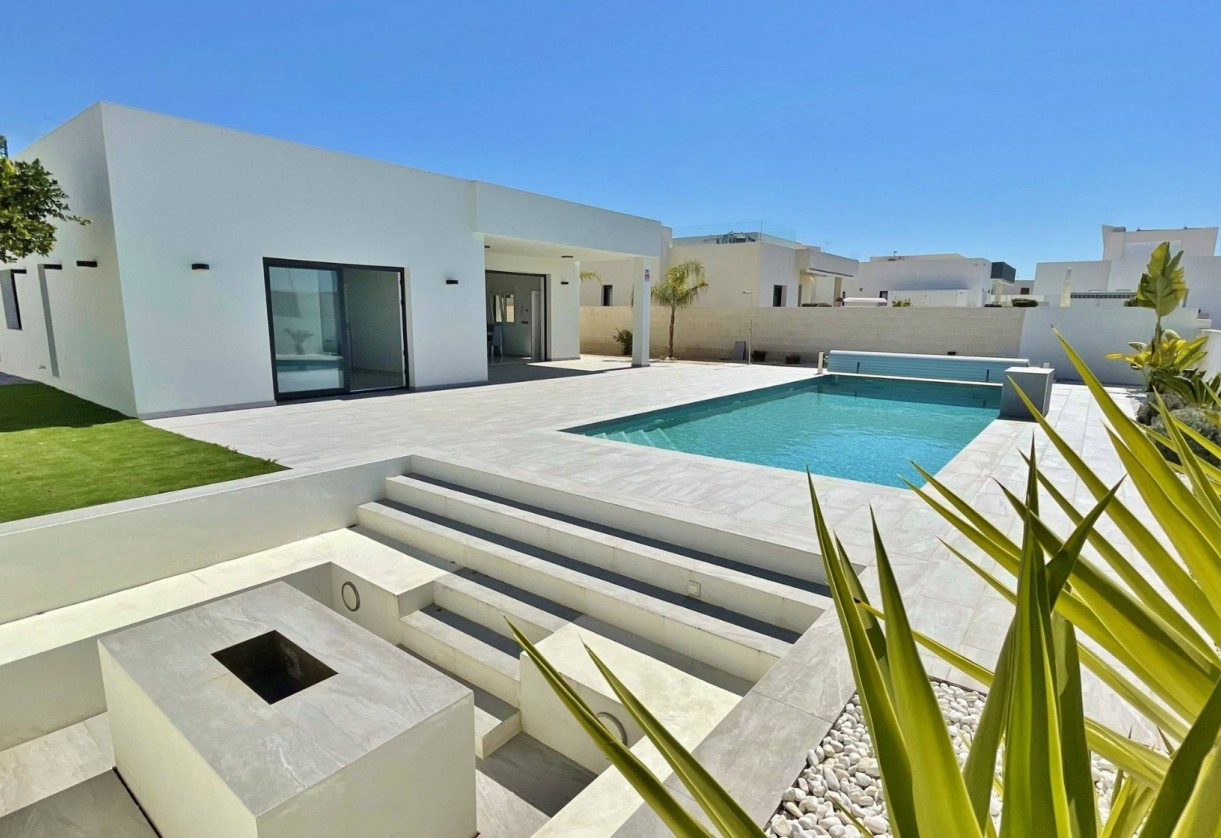 Rynek pierwotny · Villa · Benijófar · Benijofar