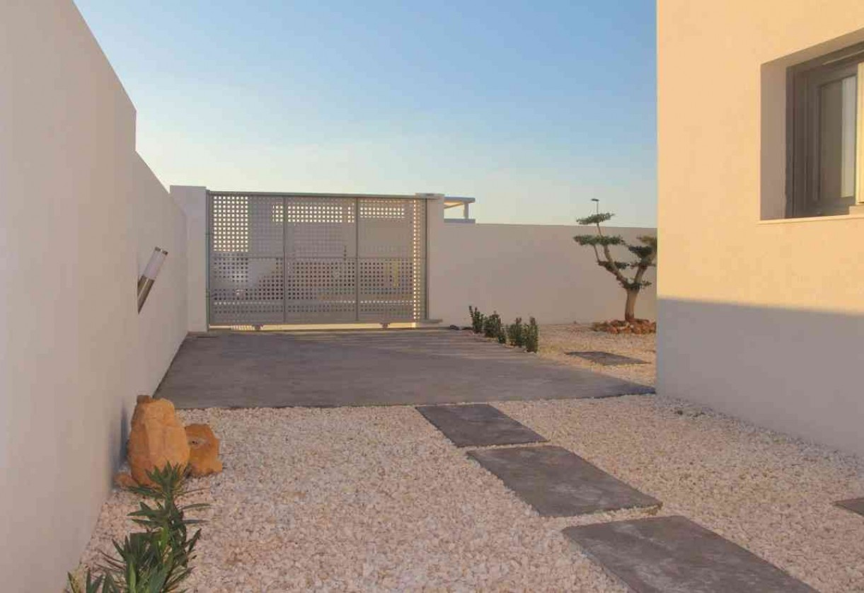 Rynek pierwotny · Villa · Benijófar · Benijofar